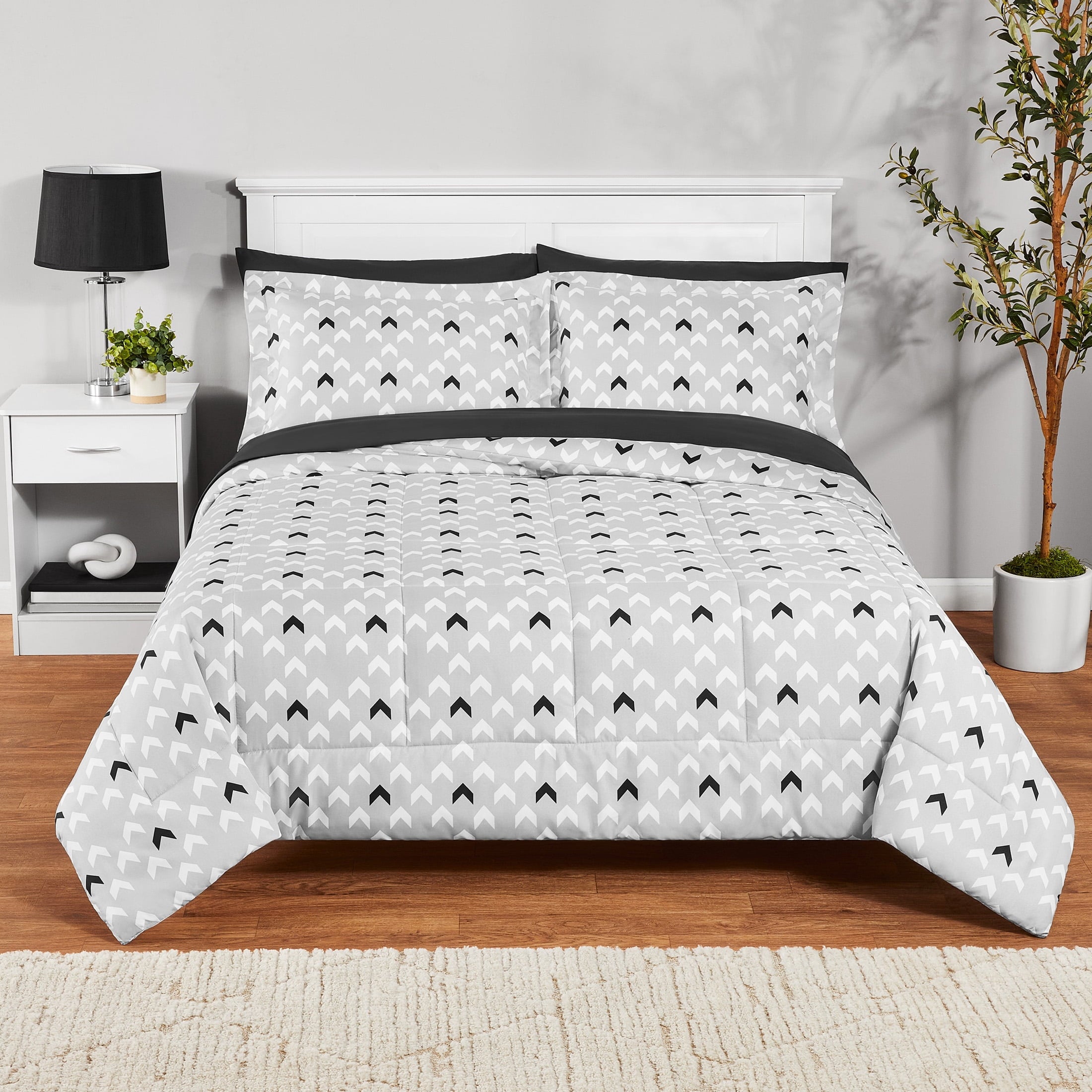 Mainstays All in One Reversible Comforter and Sheet Set- 7 Piece, Queen, Blue Pinstripe