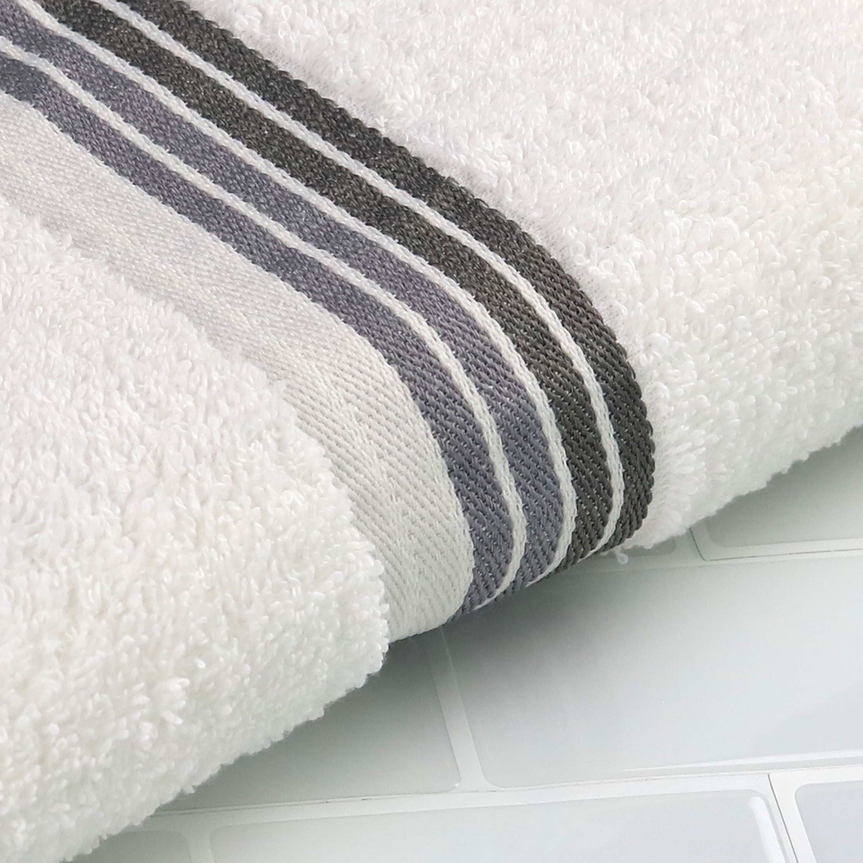 Mainstays Basic Bath Towel, Soft 100%  Cotton and Highly Absorbent Striped Bath Towel, White